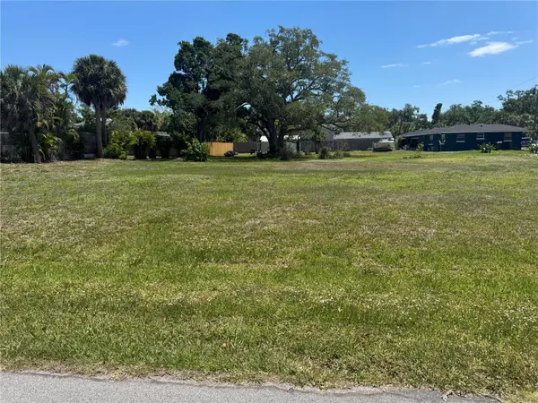 BONITO AVE, Nokomis, FL 34275