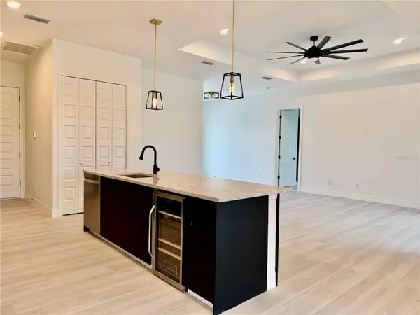 72 TEE VIEW RD, Rotonda West, FL 33947
