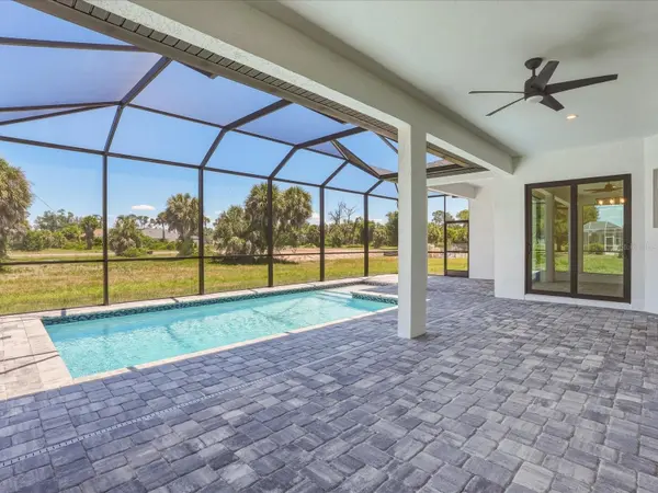 72 TEE VIEW RD, Rotonda West, FL 33947