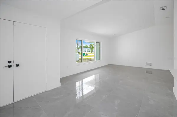 22457 OCEANSIDE AVE, Port Charlotte, FL 33952
