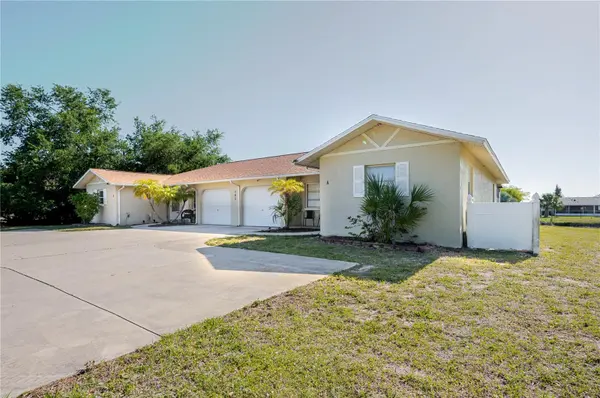 182 BOUNDARY BLVD #B, Rotonda West, FL 33947