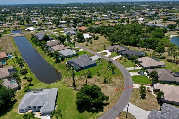23 MEDALIST CIR, Rotonda West, FL 33947