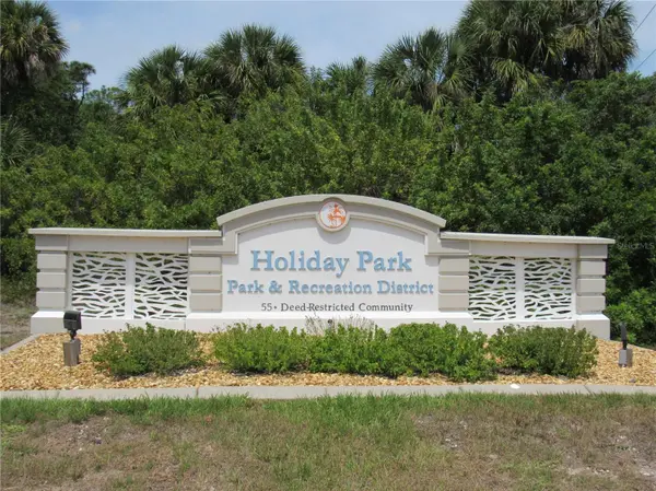 5709 HOLIDAY PARK BLVD, North Port, FL 34287