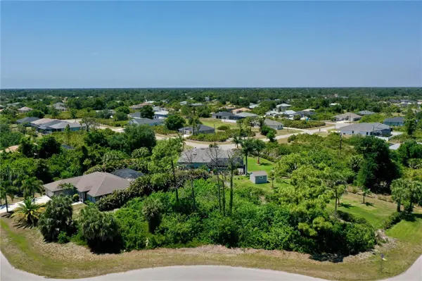 125 AUSTRALIAN DR, Rotonda West, FL 33947