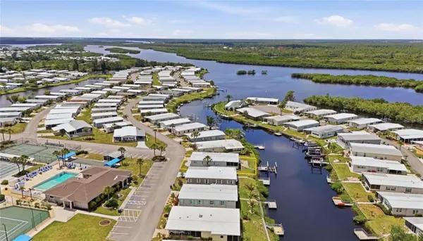118 MARTINIQUE RD, North Port, FL 34287