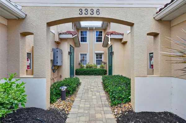 3336 SUNSET KEY CIR #D, Punta Gorda, FL 33955