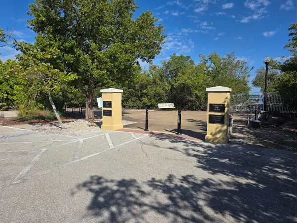 725 PATTY AVE, Punta Gorda, FL 33950