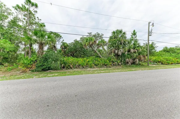 285 BERTHOUD ST, Port Charlotte, FL 33953