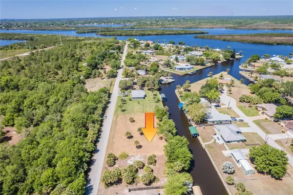 28426 & 28434 ROYAL PALM DR, Punta Gorda, FL 33982