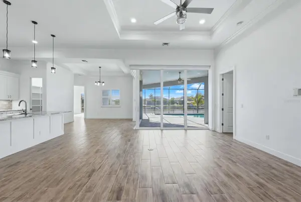 8314 TRACY CIR, Port Charlotte, FL 33981