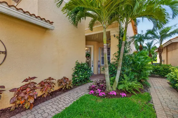 10284 CREPE JASMINE LN, Fort Myers, FL 33913
