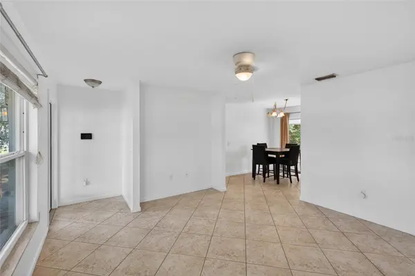 2025 BARKSDALE ST, Port Charlotte, FL 33948