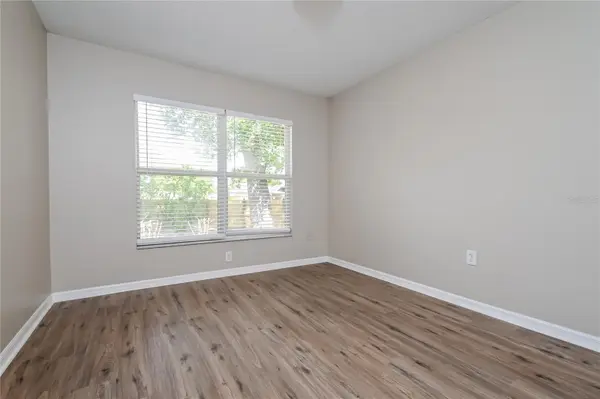 2221 MOUNTAIN MEADOW WAY, Valrico, FL 33594