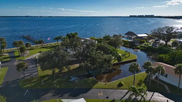 24437 HARBORVIEW RD #5, Punta Gorda, FL 33980
