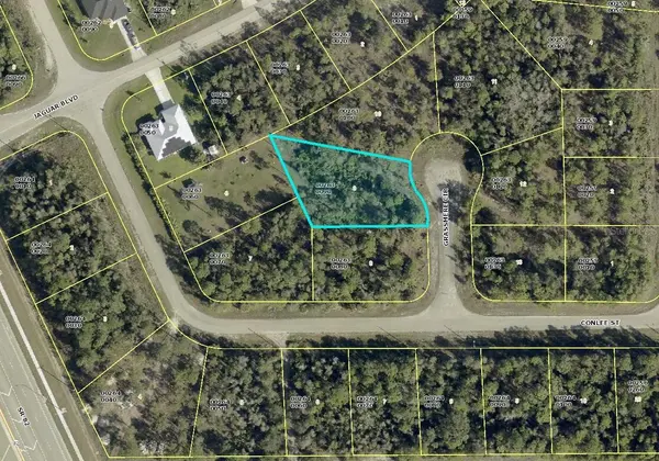842 GRASSMERE CIR, Lehigh Acres, FL 33974
