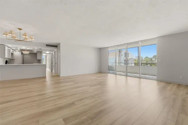 9150 BLIND PASS RD #206, Sarasota, FL 34242