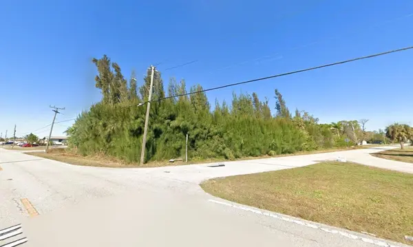 101 GLENHOLM AVE, Punta Gorda, FL 33950