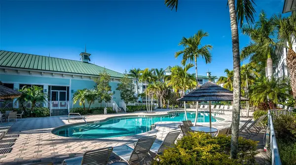 5125 MELBOURNE ST #E201, Punta Gorda, FL 33980