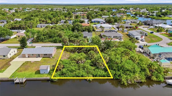 18318 VAN NUYS CIR, Port Charlotte, FL 33948