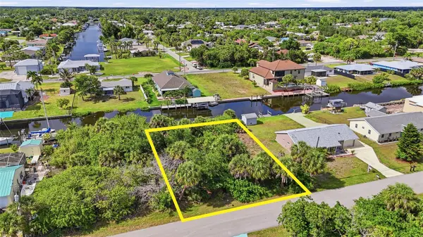 18318 VAN NUYS CIR, Port Charlotte, FL 33948