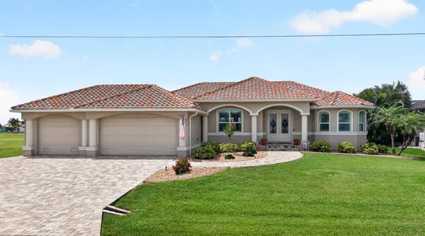 2107 PADRE ISLAND DR, Punta Gorda, FL 33950