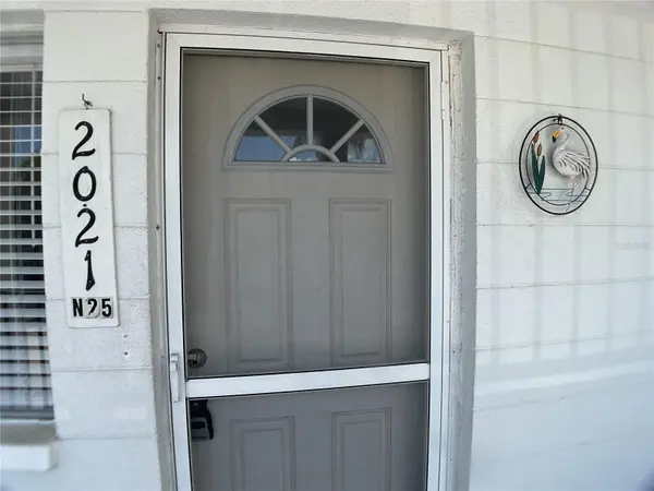 2021 CANAL DR #N25, Bradenton, FL 34207
