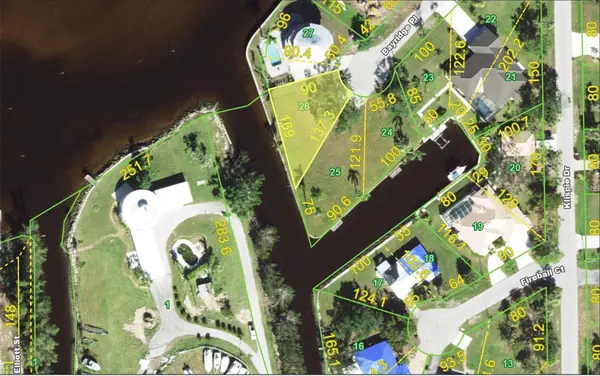 323 and 325 BAYRIDGE PL, Punta Gorda, FL 33950