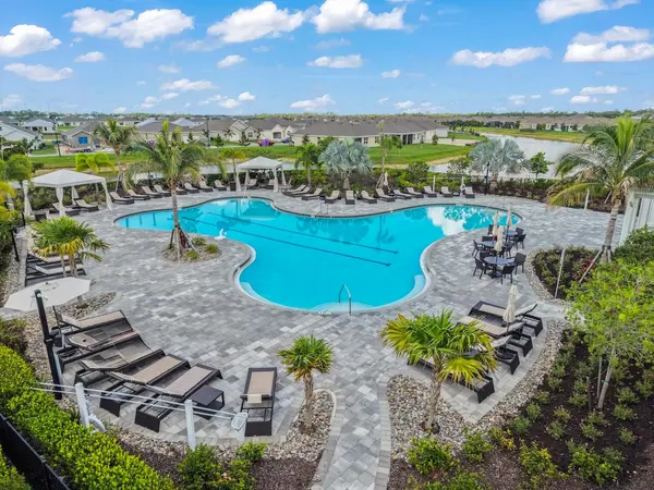 1422 POWELL VALLEY DR, Port Charlotte, FL 33953