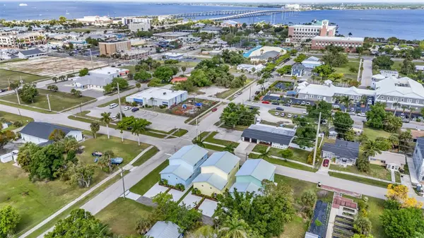 309 E VIRGINIA AVE, Punta Gorda, FL 33950