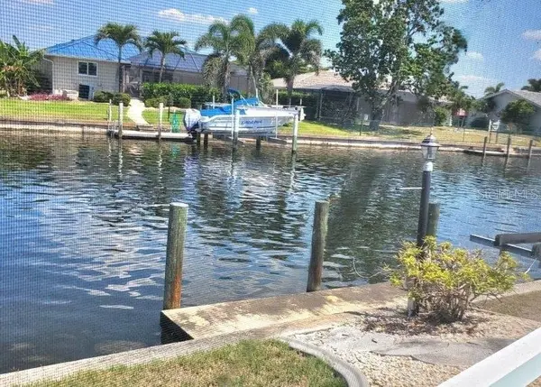 910 SANTA BRIGIDA CT, Punta Gorda, FL 33950
