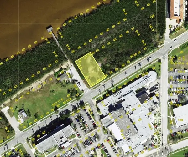 806 E MARION AVE, Punta Gorda, FL 33950