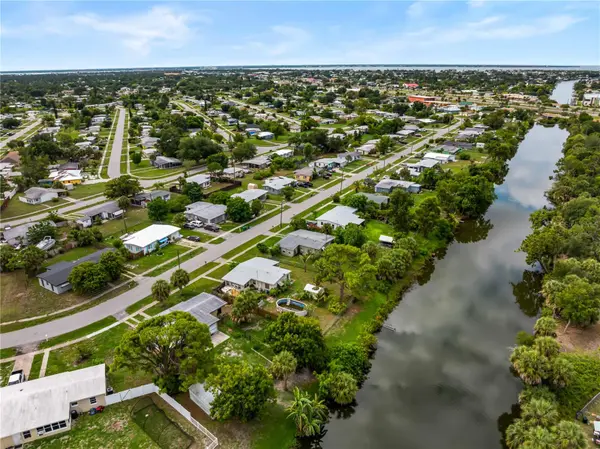 3181 NORMANDY DR, Port Charlotte, FL 33952