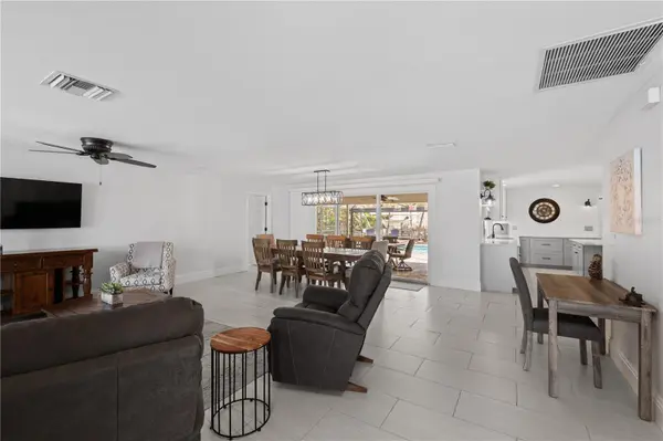 5215 PELICAN BLVD, Cape Coral, FL 33914