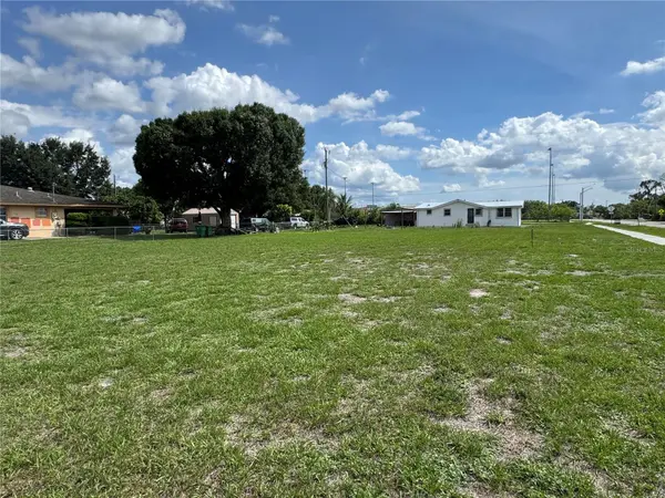 GLADES AVE, Immokalee, FL 34142