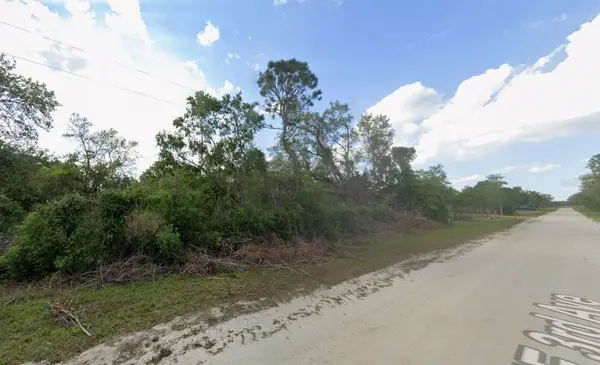 NE 3RD AVE, Okeechobee, FL 34972