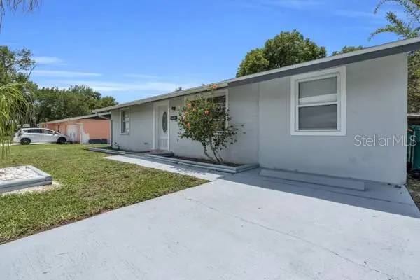 18634 GOODMAN CIR, Port Charlotte, FL 33948