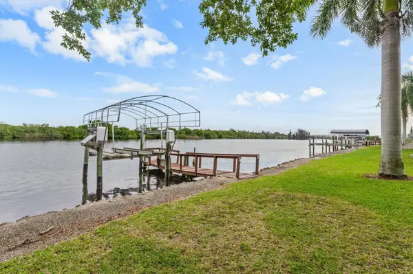 8320 RIVERSIDE DR #99, Punta Gorda, FL 33982