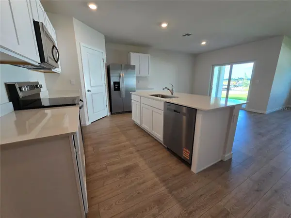 9489 TURTLE GRASS CIR, Punta Gorda, FL 33950