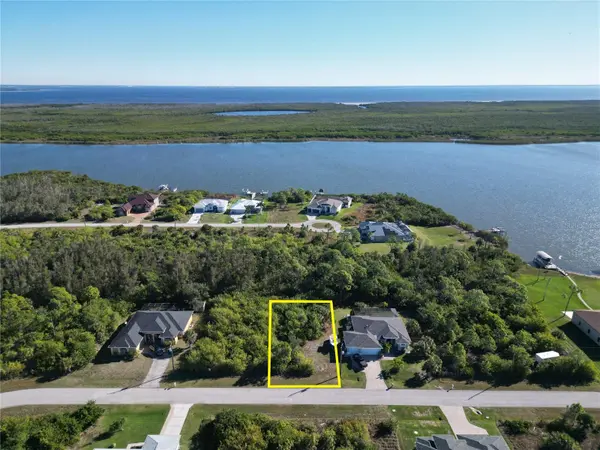 9558 SHELBURNE CIR, Port Charlotte, FL 33981