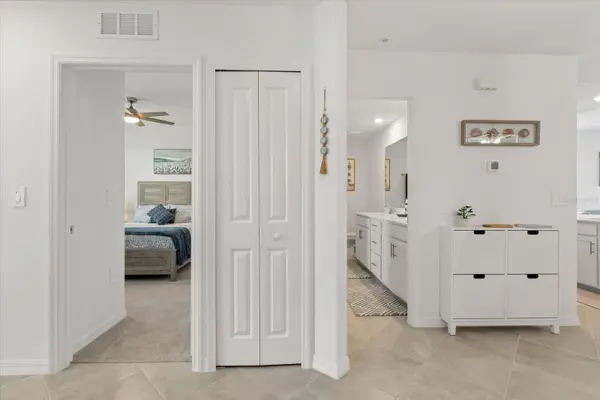 17570 OPAL SAND DR #201, Venice, FL 34293