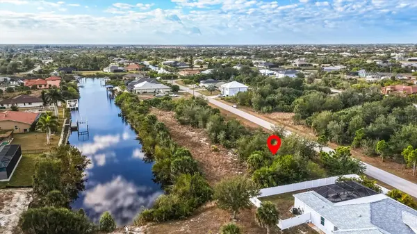 9484 NASTRAND CIR, Port Charlotte, FL 33981