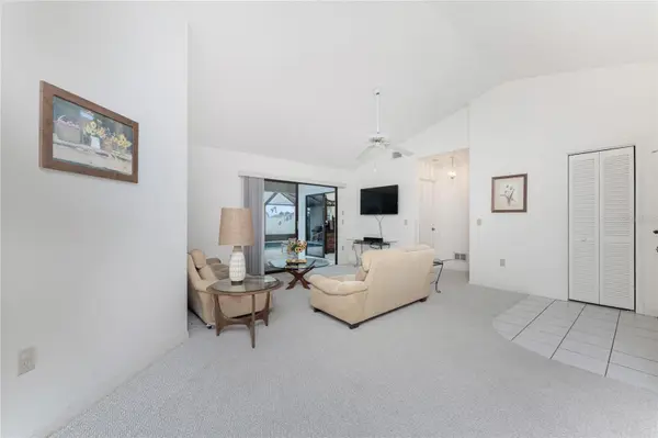 21 BUNKER LN, Rotonda West, FL 33947