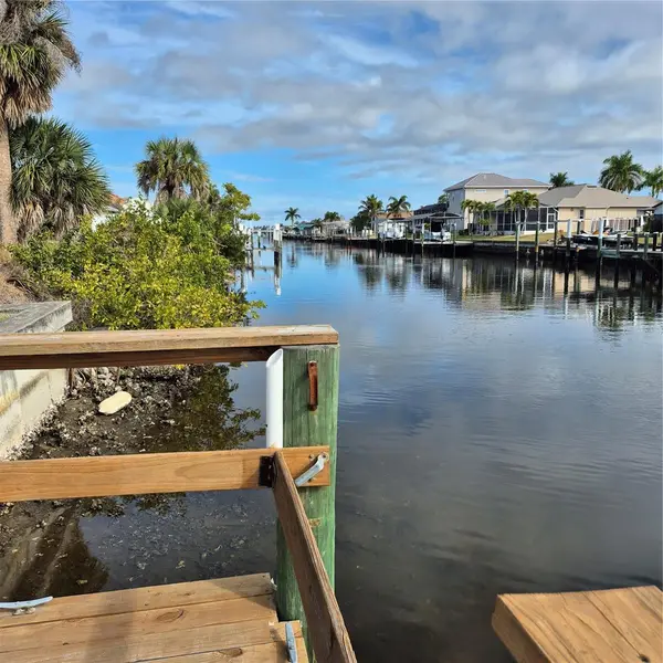 5290 NEVILLE TER, Port Charlotte, FL 33981