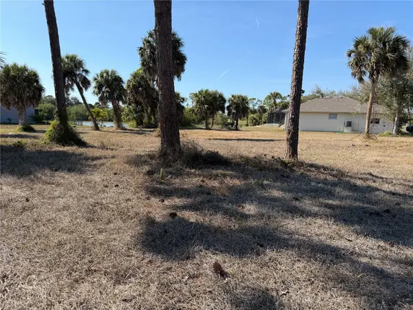 2 PINE VALLEY CT, Rotonda West, FL 33947