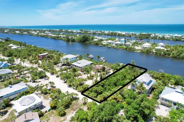 211 KETTLE HARBOR DR, Placida, FL 33946