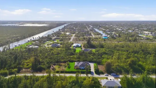 10726 KEARSARGE CIR, Port Charlotte, FL 33981