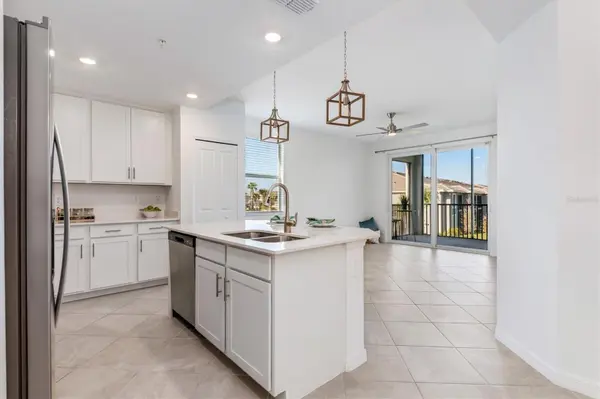 17565 OPAL SAND DR #201, Venice, FL 34293
