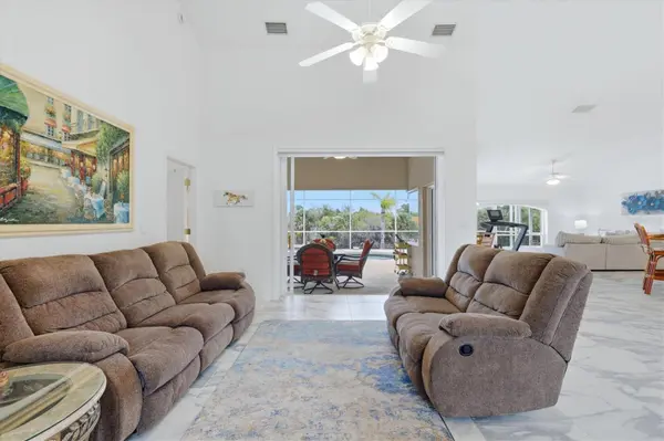 300 BAYTREE DR, Rotonda West, FL 33947