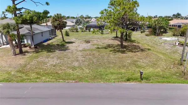 9 LONG MEADOW LN, Rotonda West, FL 33947
