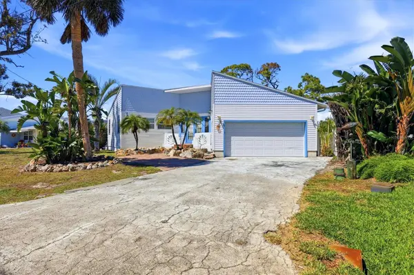 1052 KANT ST, Englewood, FL 34224